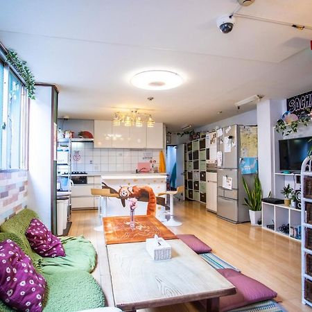 Peace House Sachi Otel Osaka Dış mekan fotoğraf